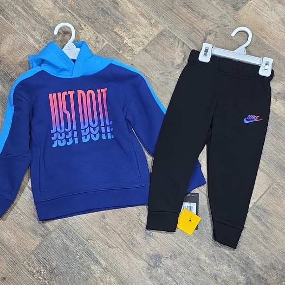 Nike Kids Blue & Black Joggers Set